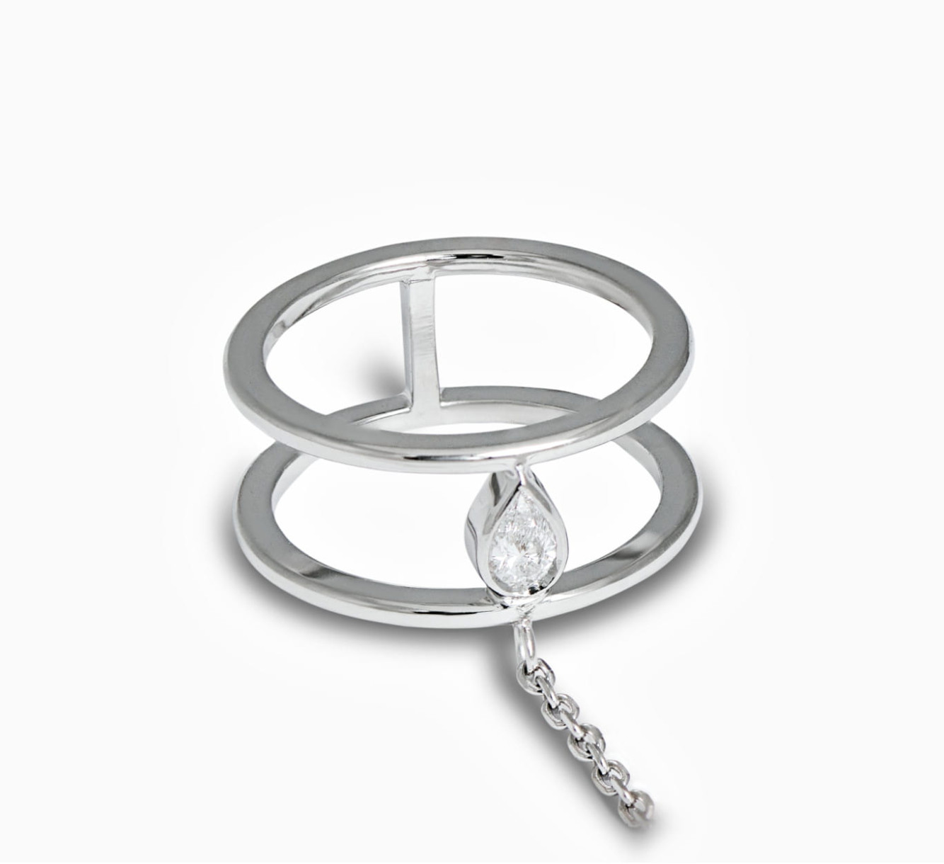 White gold bracelet with diamonds Comb <span>2040</span>