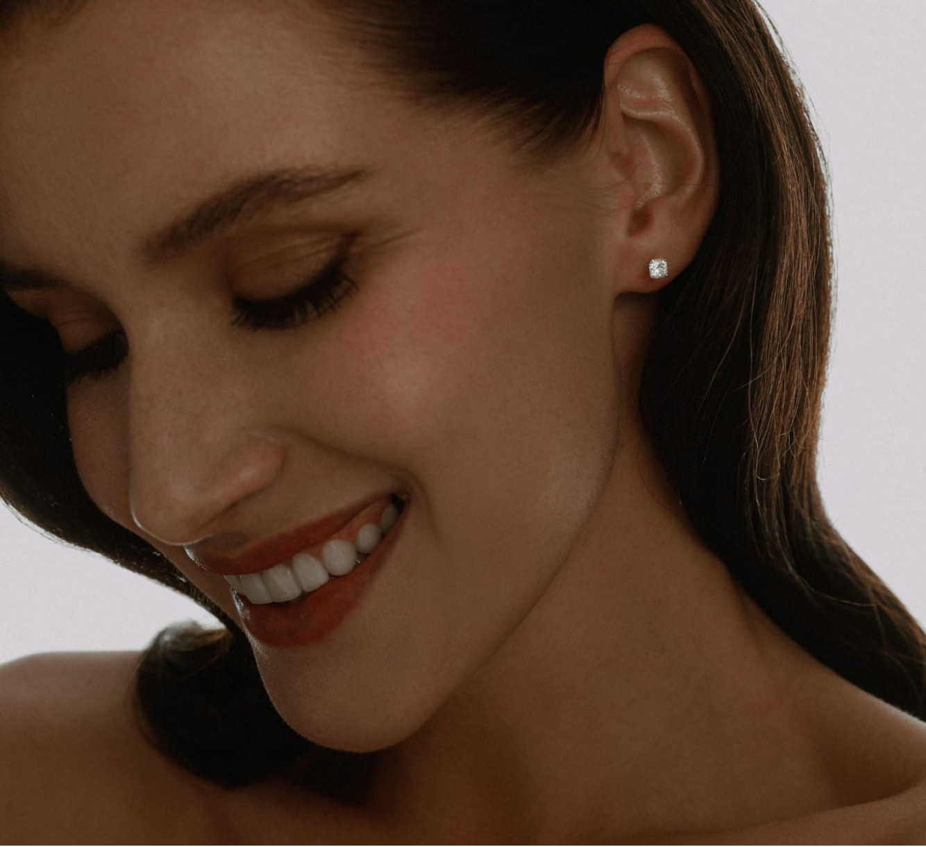  White gold earrings with diamonds mono 2053S