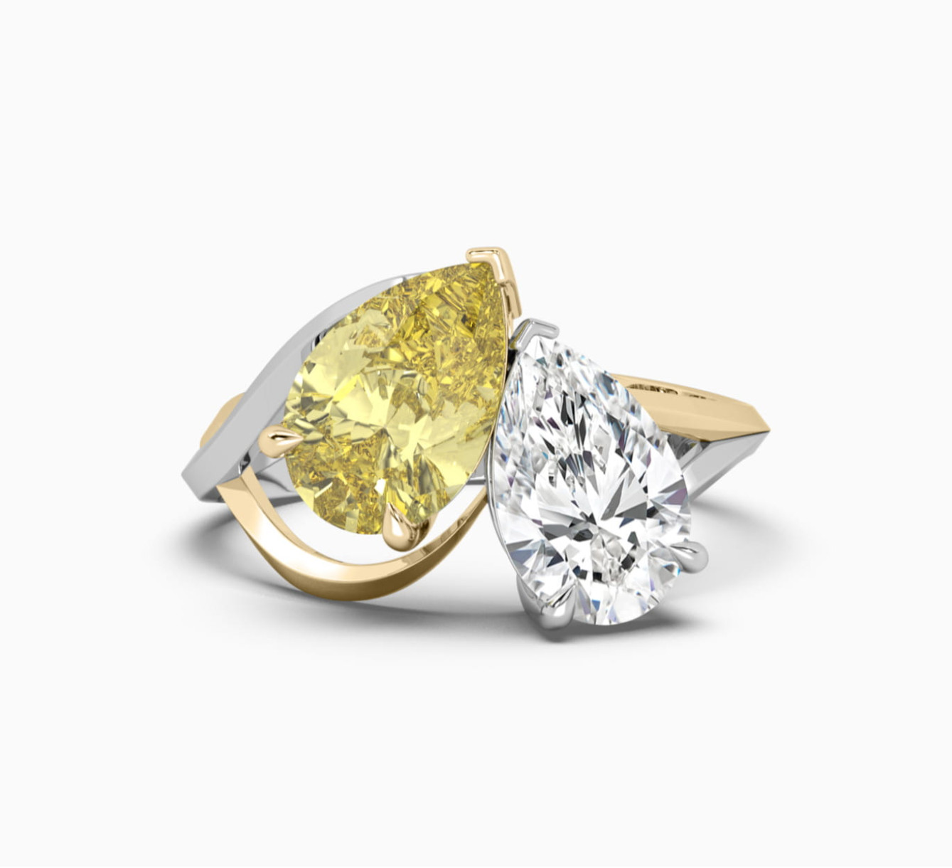 White gold ring with diamond pears <span>2280</span>