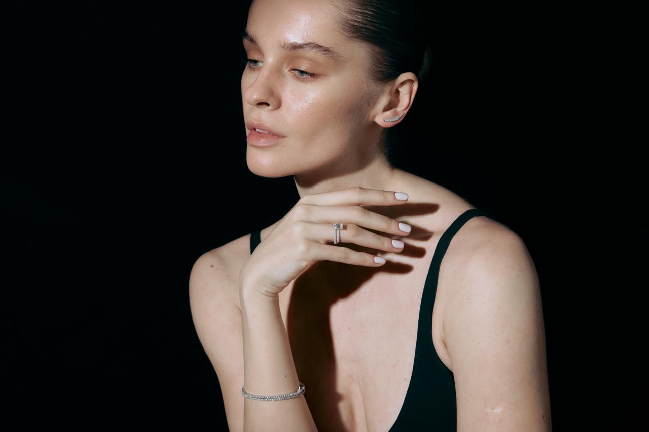 Jewelry with lab-grown diamonds
